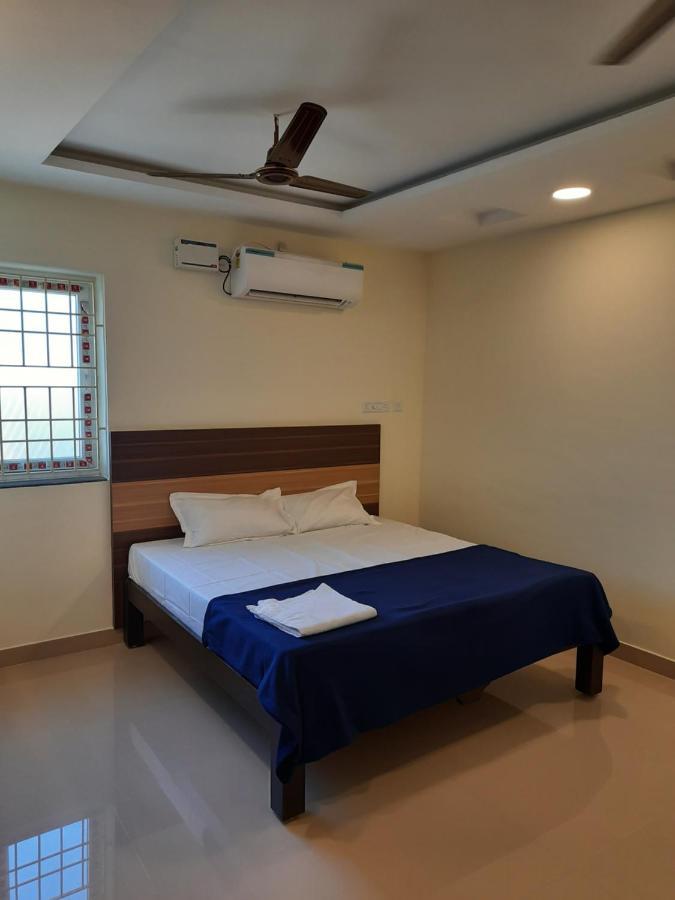 מלון Gūduvāncheri Grk Residency מראה חיצוני תמונה