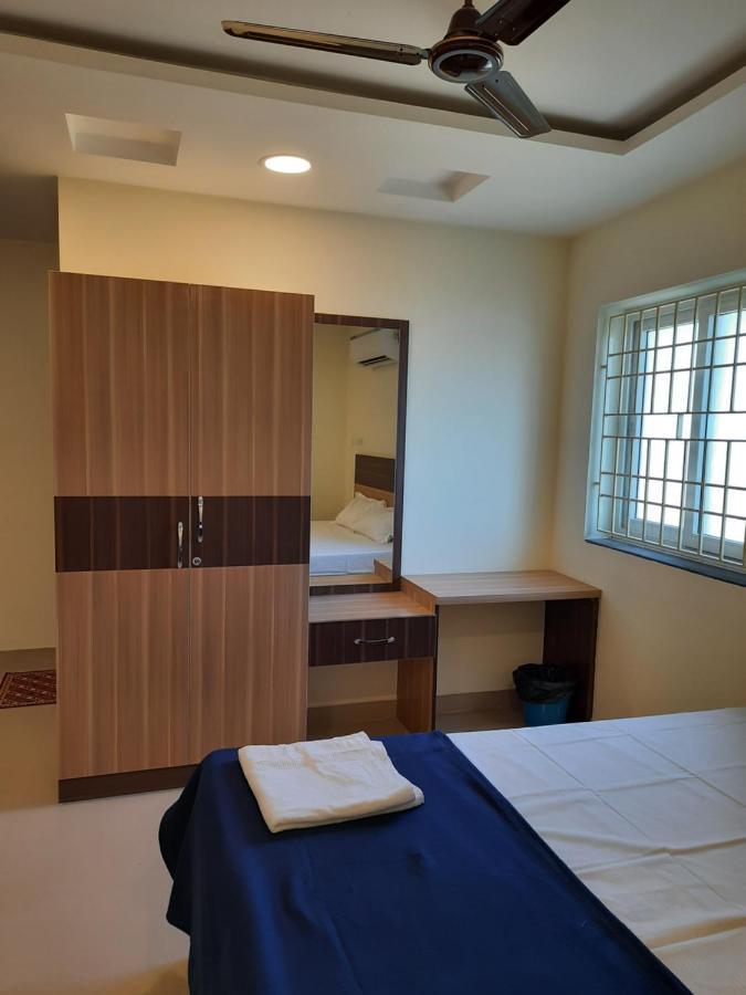 מלון Gūduvāncheri Grk Residency מראה חיצוני תמונה